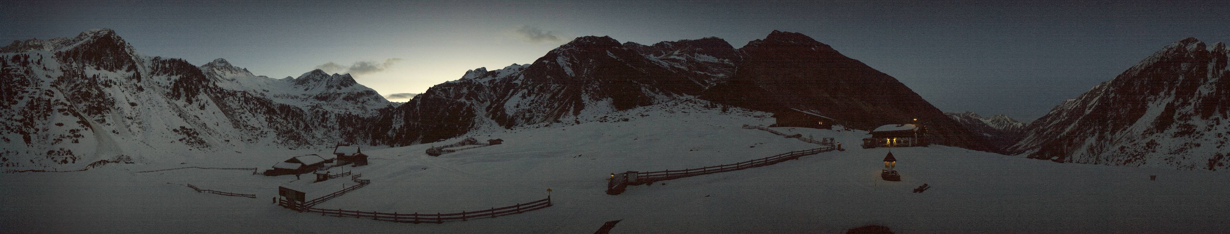 Archiv Foto Webcam Oberiss Alm im Stubaier Oberbergtal