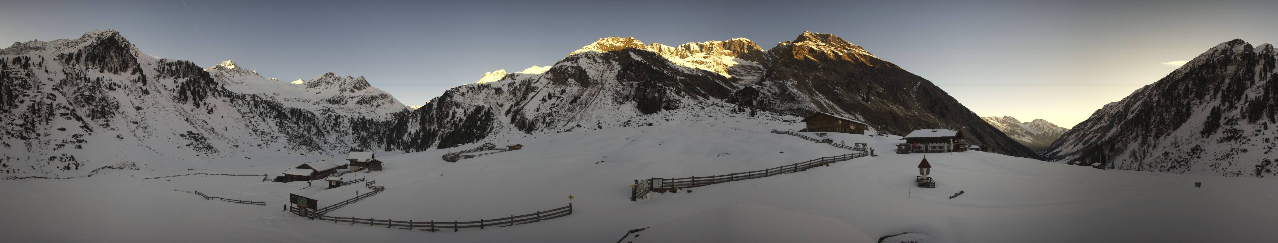 Archiv Foto Webcam Oberiss Alm im Stubaier Oberbergtal