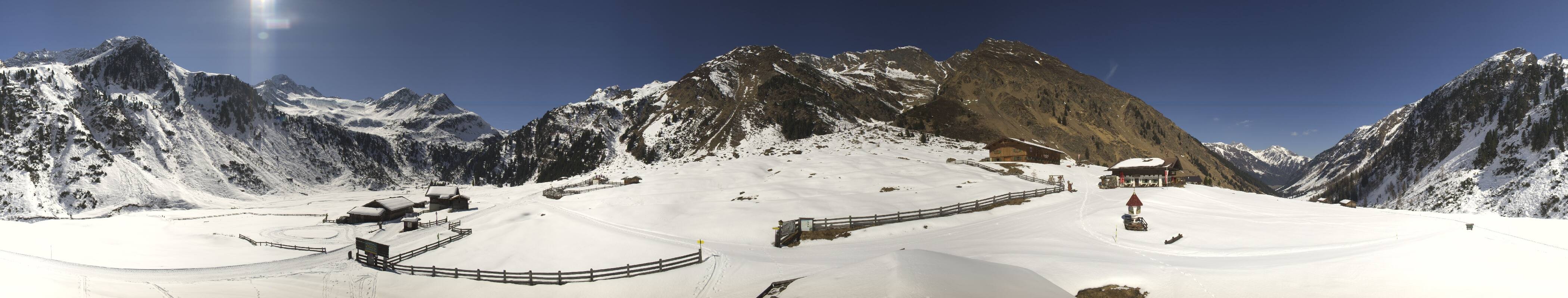 Archived image Webcam Stubai Oberberg valley - Oberiss Alm
