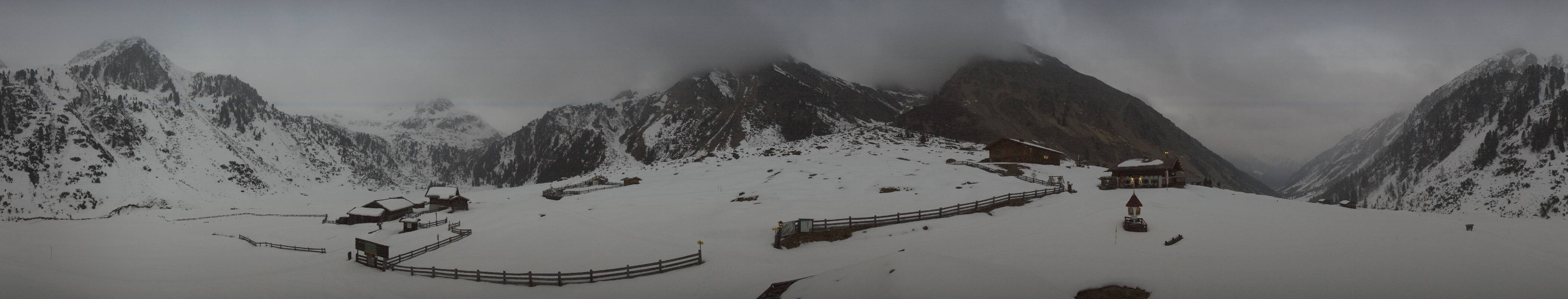 Archiv Foto Webcam Oberiss Alm im Stubaier Oberbergtal