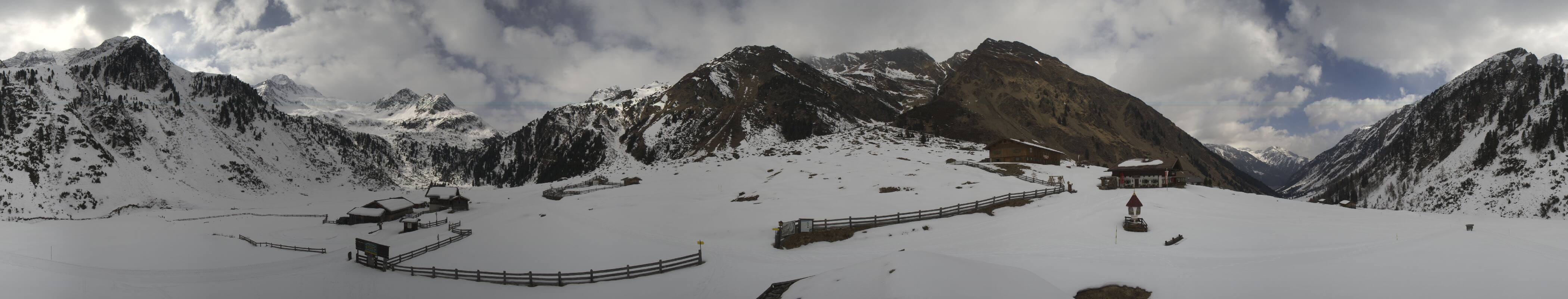 Archiv Foto Webcam Oberiss Alm im Stubaier Oberbergtal