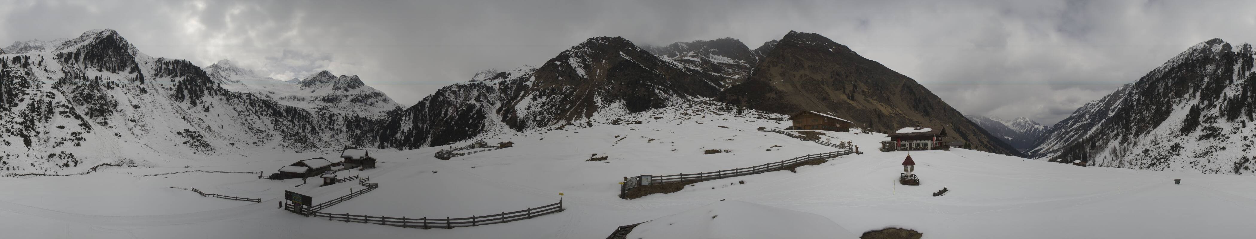 Archived image Webcam Stubai Oberberg valley - Oberiss Alm