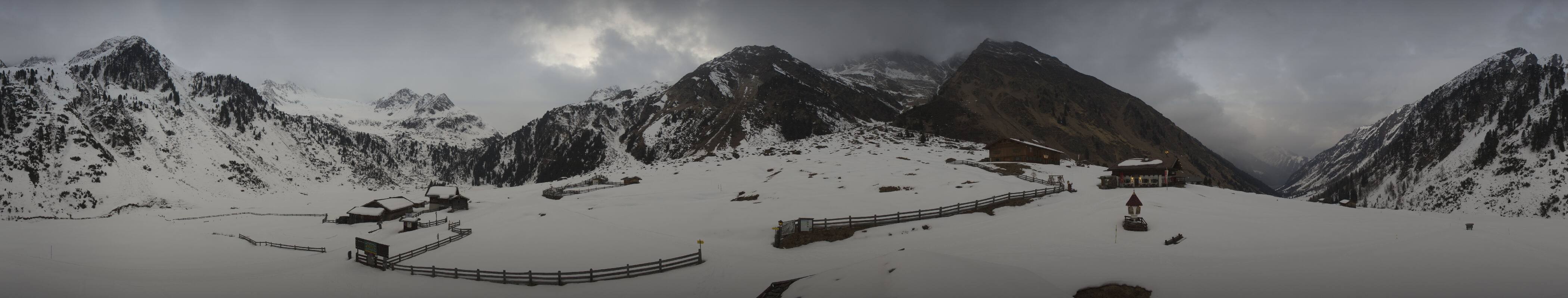 Archived image Webcam Stubai Oberberg valley - Oberiss Alm