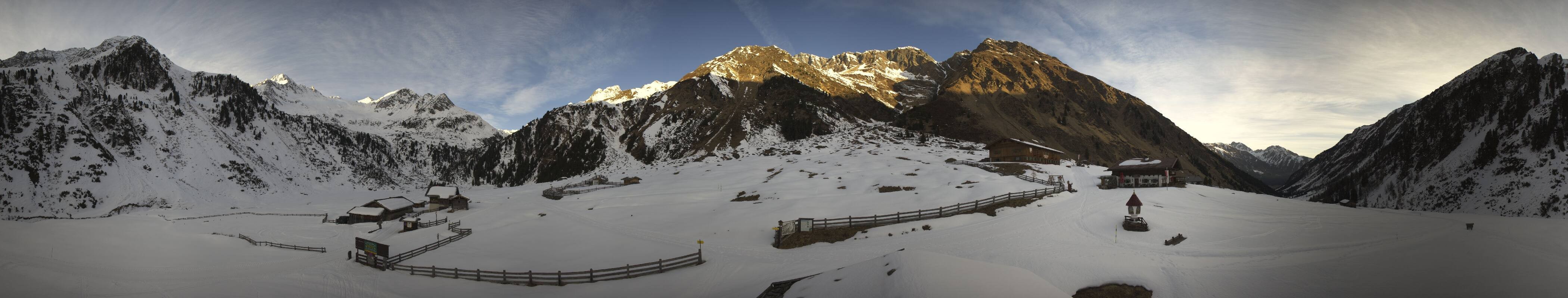 Archived image Webcam Stubai Oberberg valley - Oberiss Alm