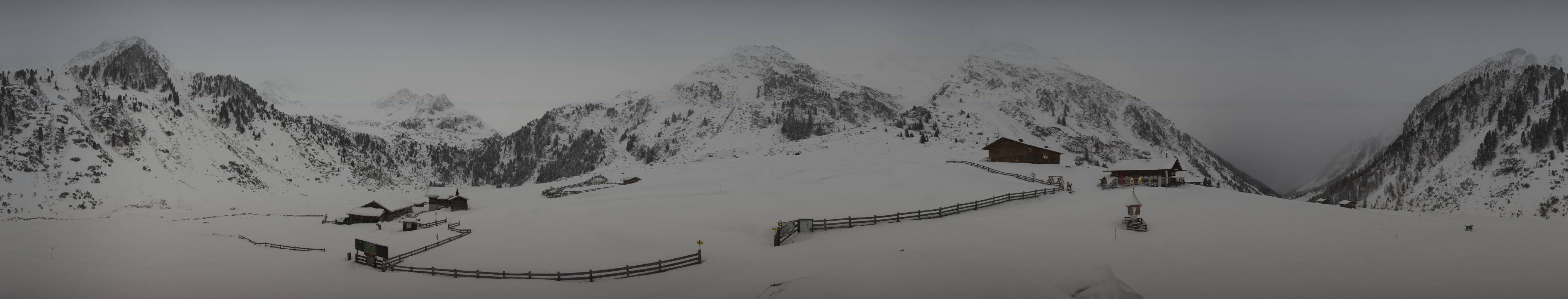 Archiv Foto Webcam Oberiss Alm im Stubaier Oberbergtal