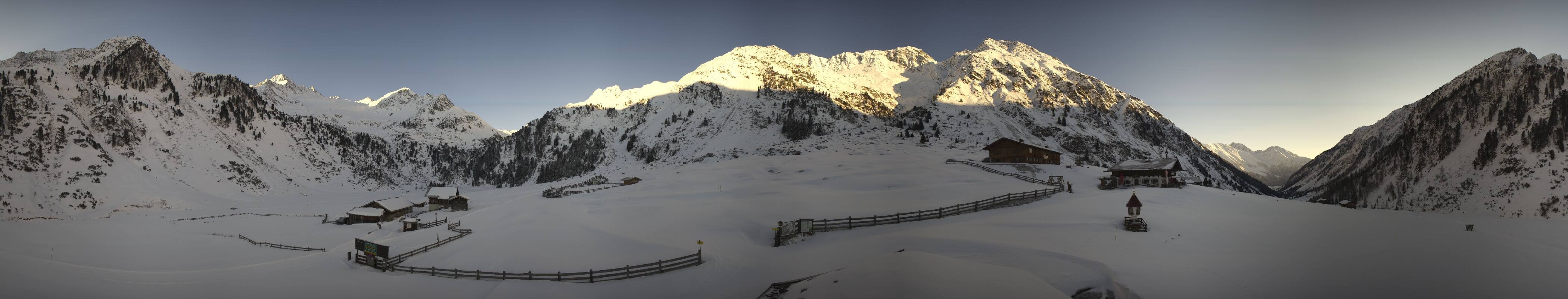 Archiv Foto Webcam Oberiss Alm im Stubaier Oberbergtal