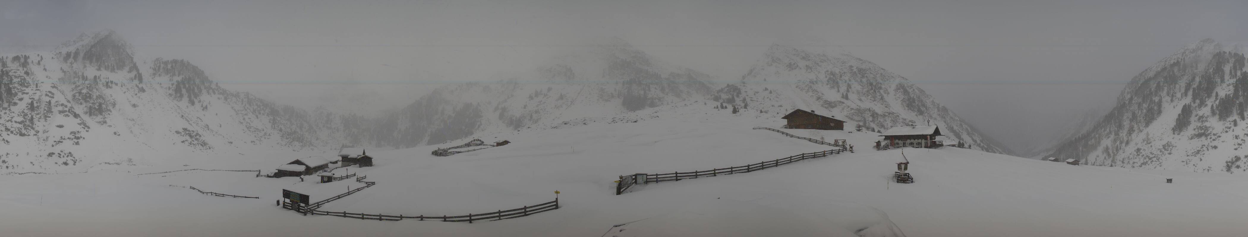 Archived image Webcam Stubai Oberberg valley - Oberiss Alm