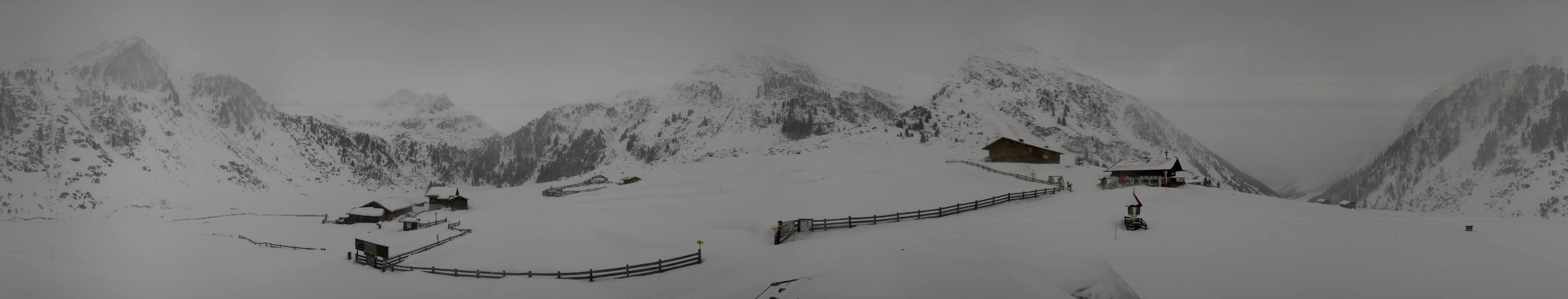 Archived image Webcam Stubai Oberberg valley - Oberiss Alm