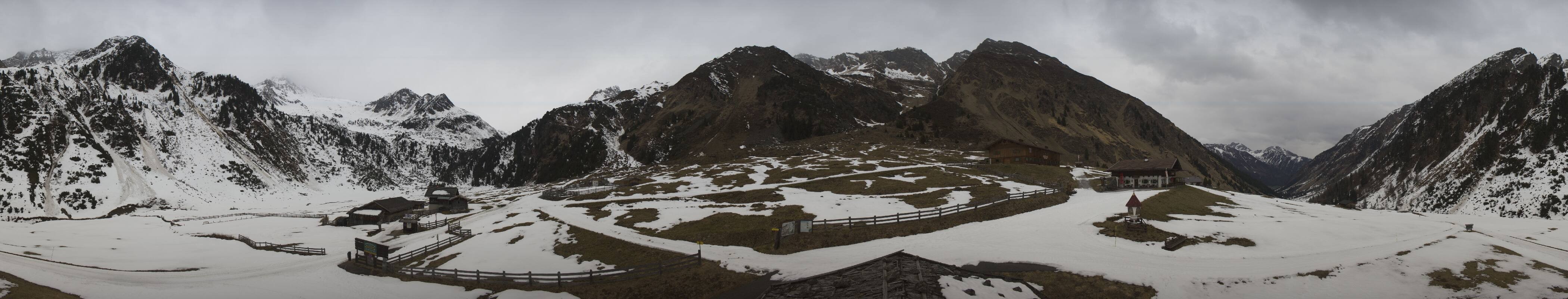 Archiv Foto Webcam Oberiss Alm im Stubaier Oberbergtal