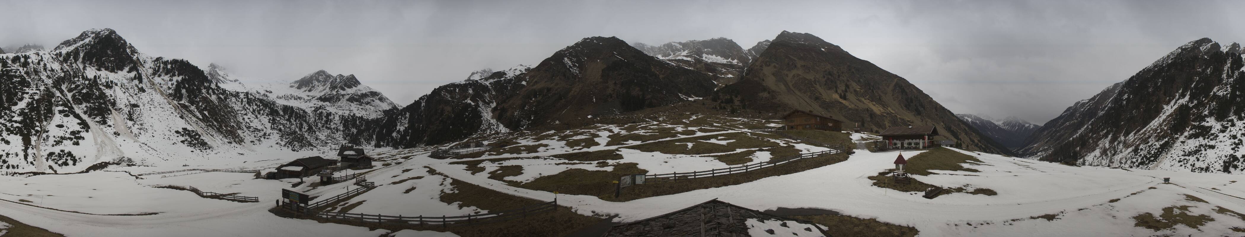 Archiv Foto Webcam Oberiss Alm im Stubaier Oberbergtal