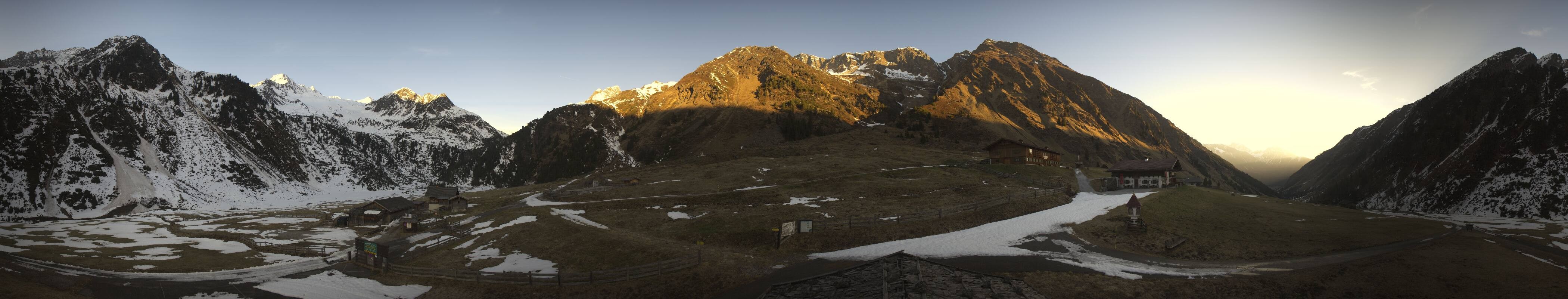 Archiv Foto Webcam Oberiss Alm im Stubaier Oberbergtal