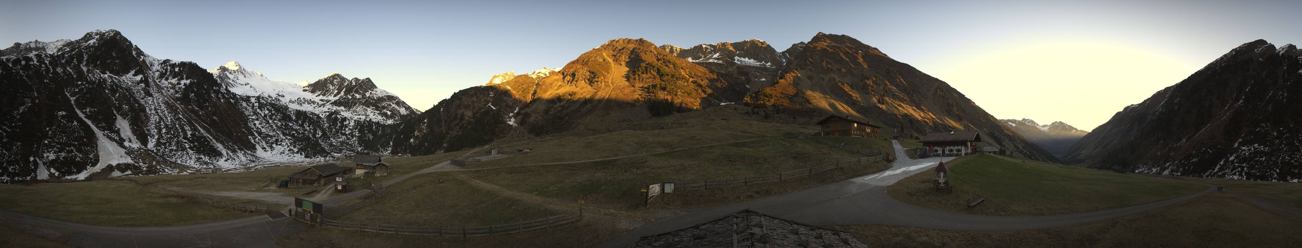 Archiv Foto Webcam Oberiss Alm im Stubaier Oberbergtal
