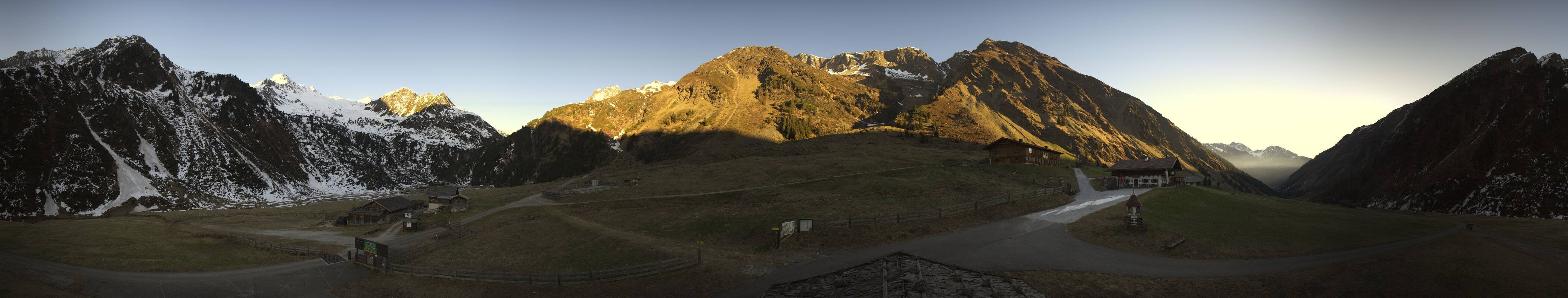 Archiv Foto Webcam Oberiss Alm im Stubaier Oberbergtal