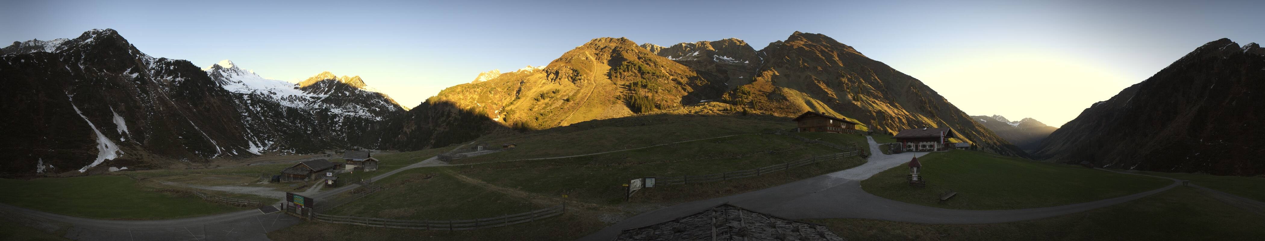 Archiv Foto Webcam Oberiss Alm im Stubaier Oberbergtal