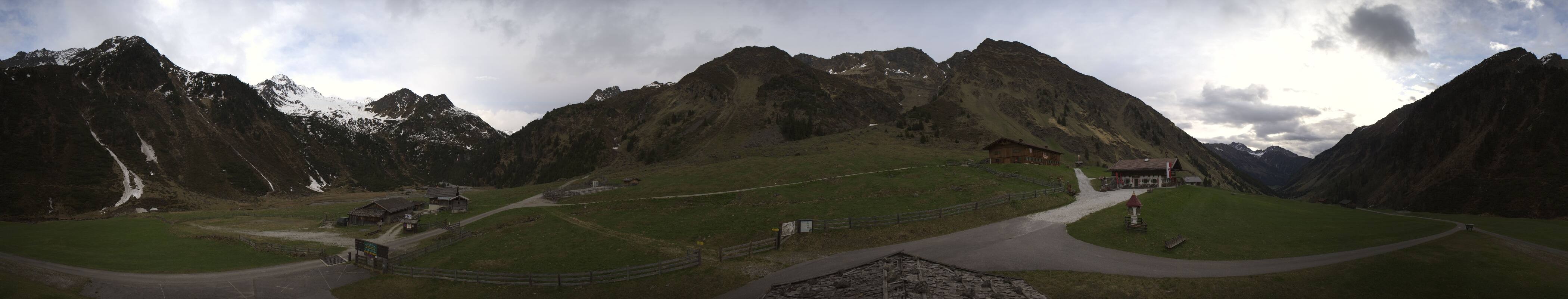 Archiv Foto Webcam Oberiss Alm im Stubaier Oberbergtal