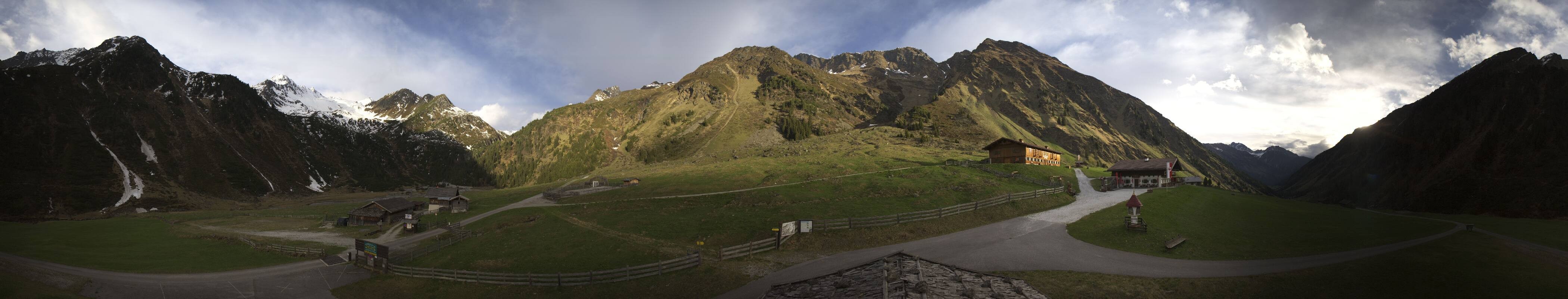 Archiv Foto Webcam Oberiss Alm im Stubaier Oberbergtal