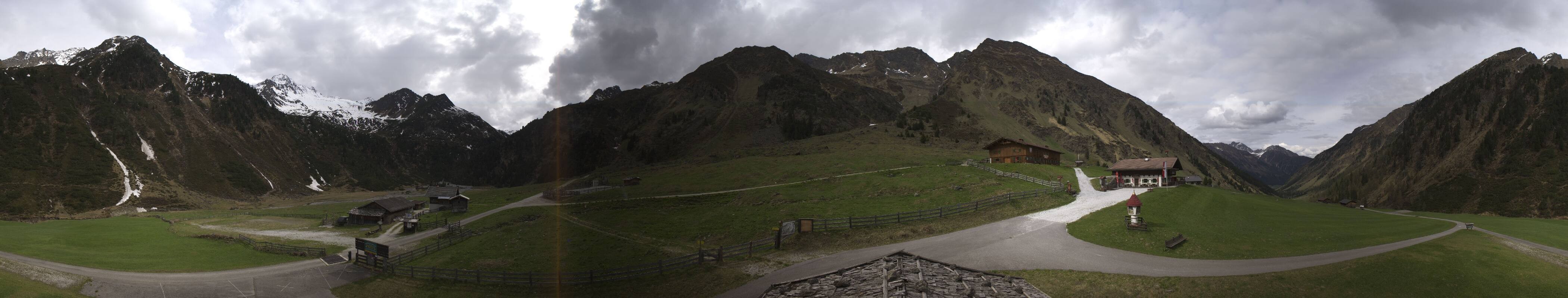 Archiv Foto Webcam Oberiss Alm im Stubaier Oberbergtal