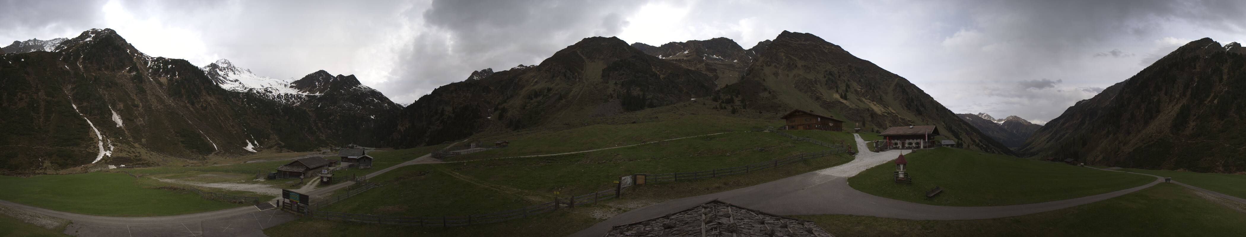 Archiv Foto Webcam Oberiss Alm im Stubaier Oberbergtal