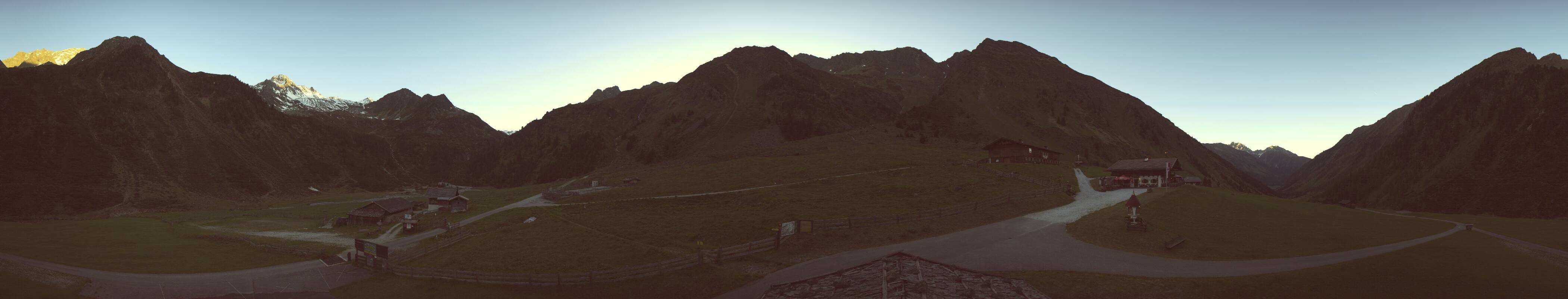 Archiv Foto Webcam Oberiss Alm im Stubaier Oberbergtal