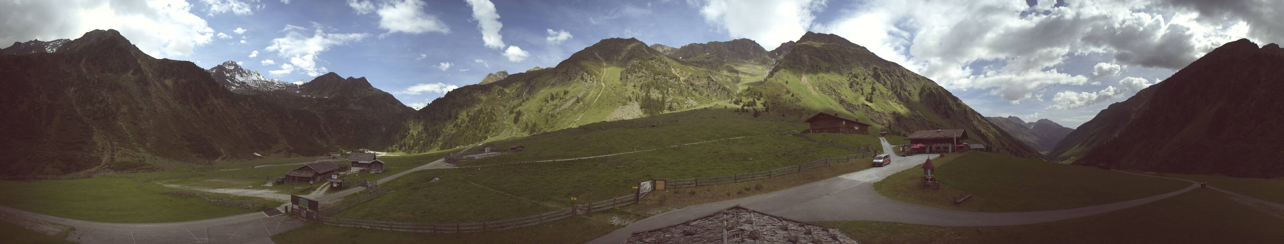 Archiv Foto Webcam Oberiss Alm im Stubaier Oberbergtal