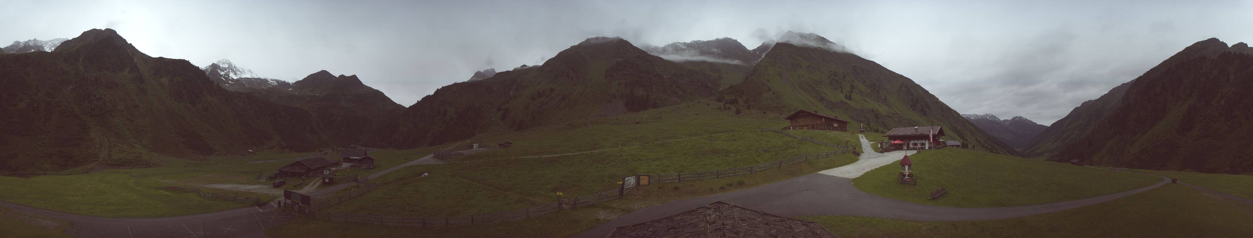 Archived image Webcam Stubai Oberberg valley - Oberiss Alm