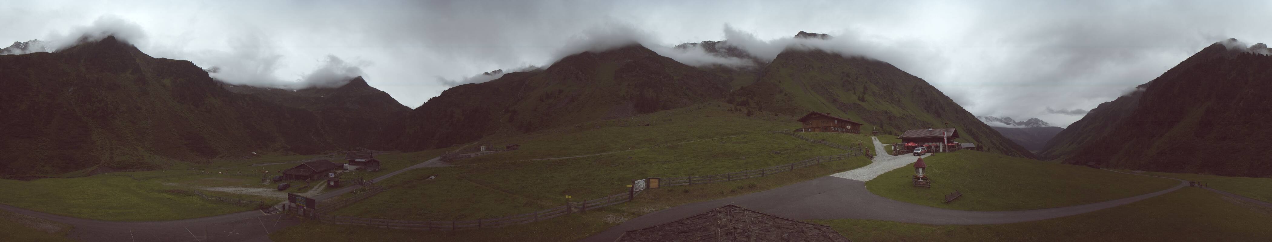 Archived image Webcam Stubai Oberberg valley - Oberiss Alm