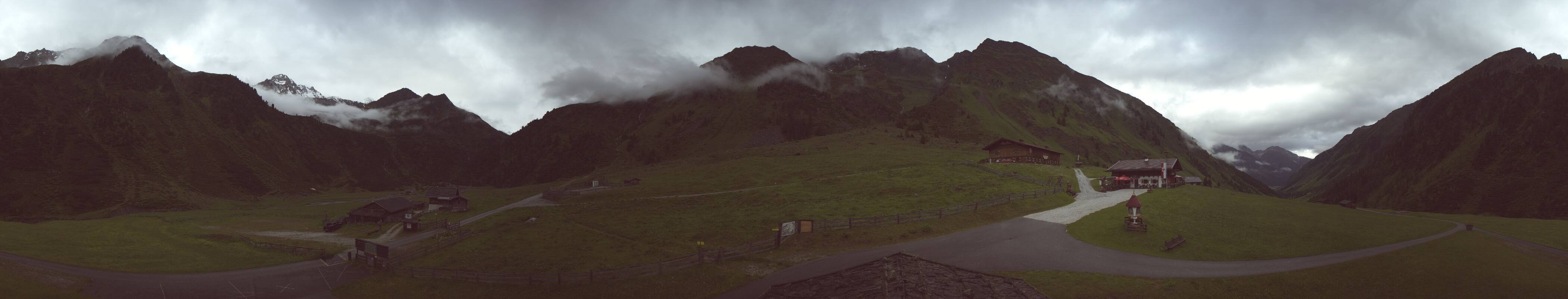 Archived image Webcam Stubai Oberberg valley - Oberiss Alm