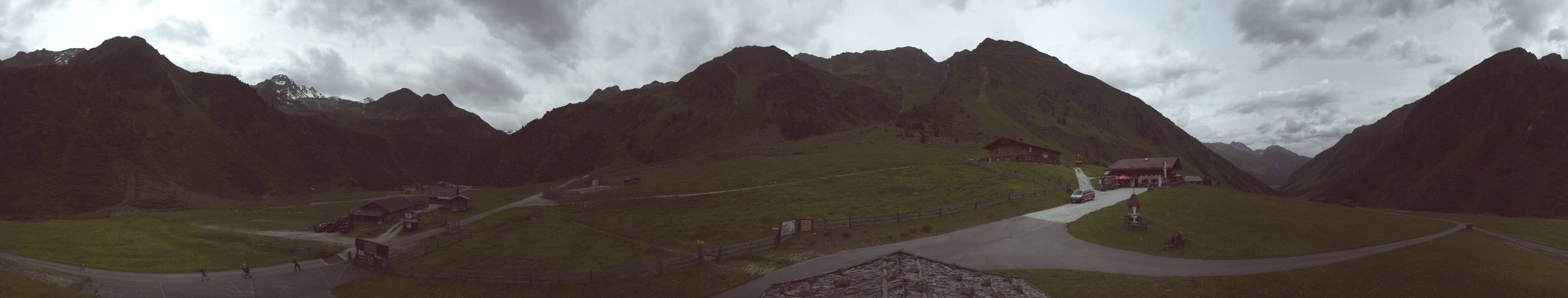 Archiv Foto Webcam Oberiss Alm im Stubaier Oberbergtal