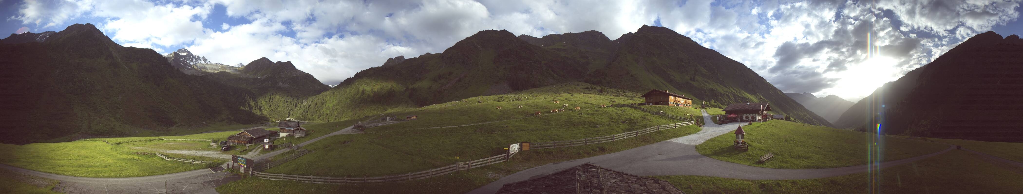 Archiv Foto Webcam Oberiss Alm im Stubaier Oberbergtal