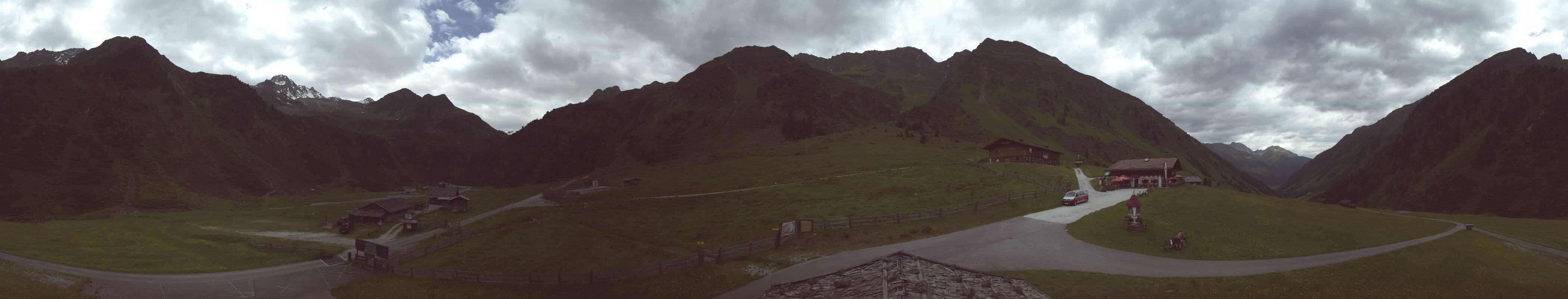 Archiv Foto Webcam Oberiss Alm im Stubaier Oberbergtal