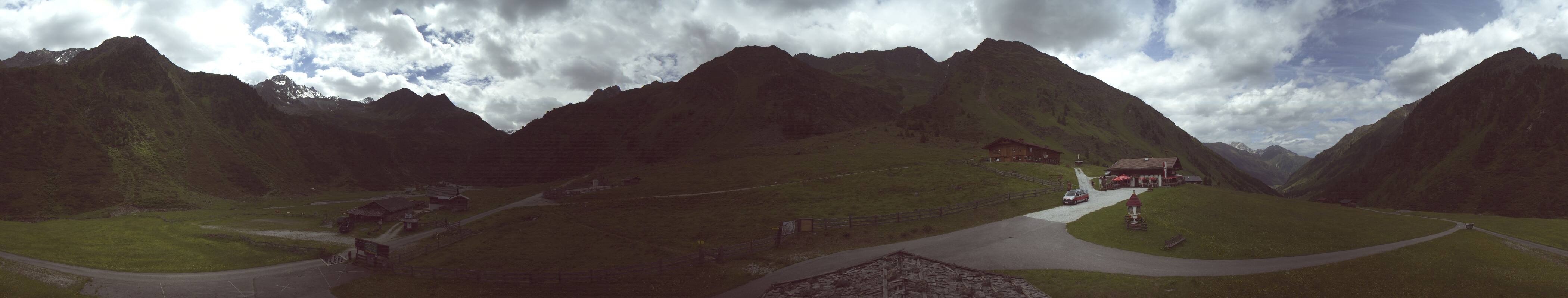 Archiv Foto Webcam Oberiss Alm im Stubaier Oberbergtal