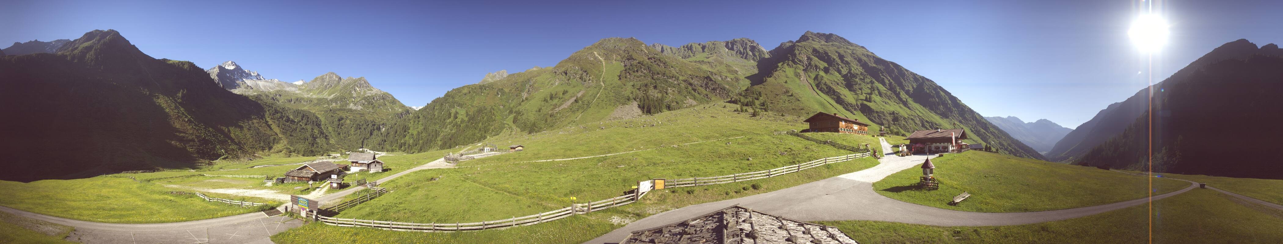 Archived image Webcam Stubai Oberberg valley - Oberiss Alm