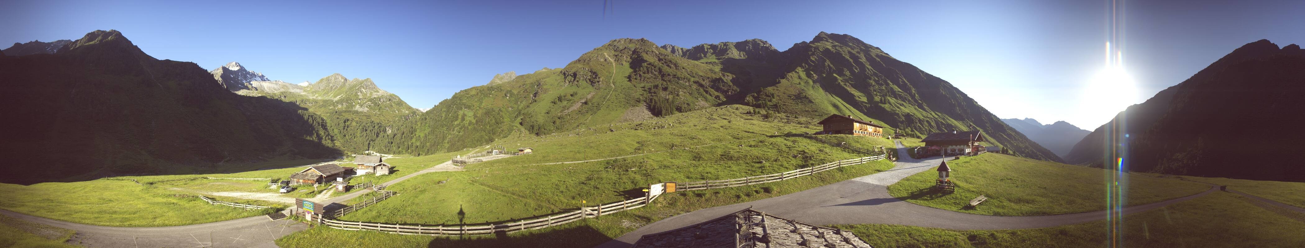 Archived image Webcam Stubai Oberberg valley - Oberiss Alm