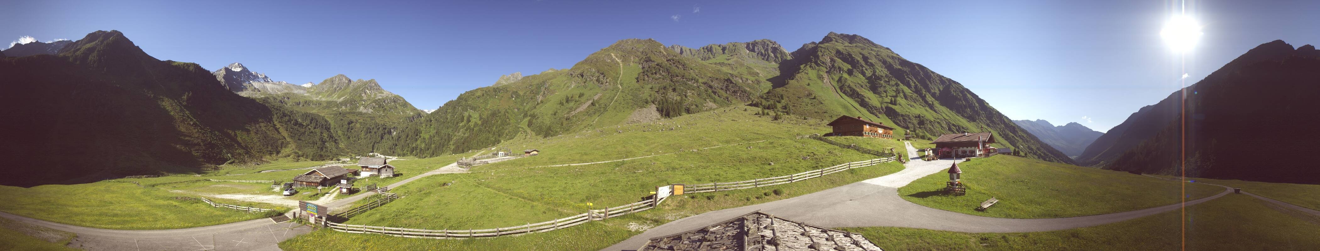 Archived image Webcam Stubai Oberberg valley - Oberiss Alm