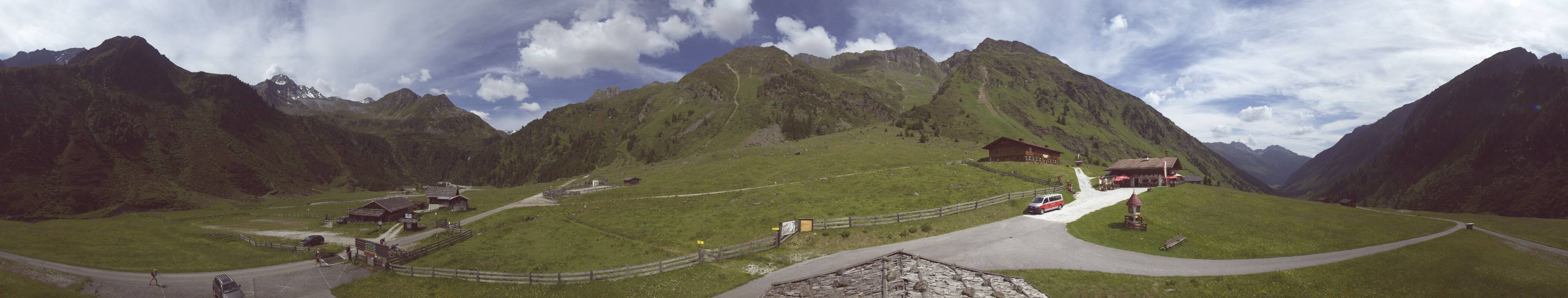 Archiv Foto Webcam Oberiss Alm im Stubaier Oberbergtal