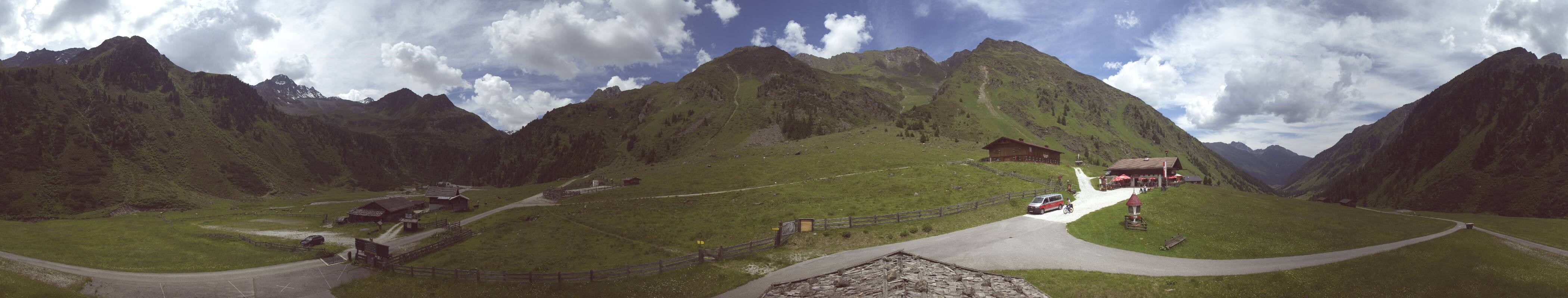 Archiv Foto Webcam Oberiss Alm im Stubaier Oberbergtal