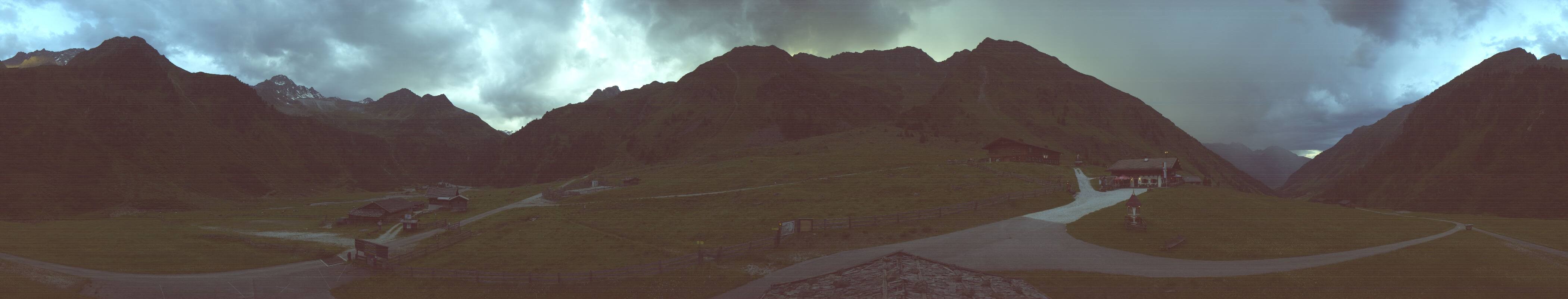 Archiv Foto Webcam Oberiss Alm im Stubaier Oberbergtal