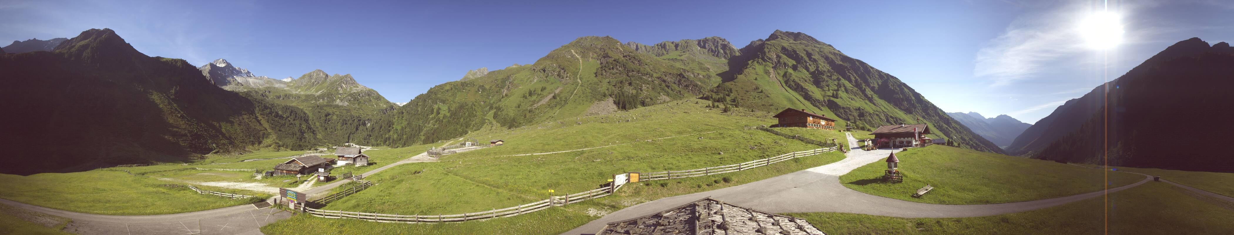 Archived image Webcam Stubai Oberberg valley - Oberiss Alm