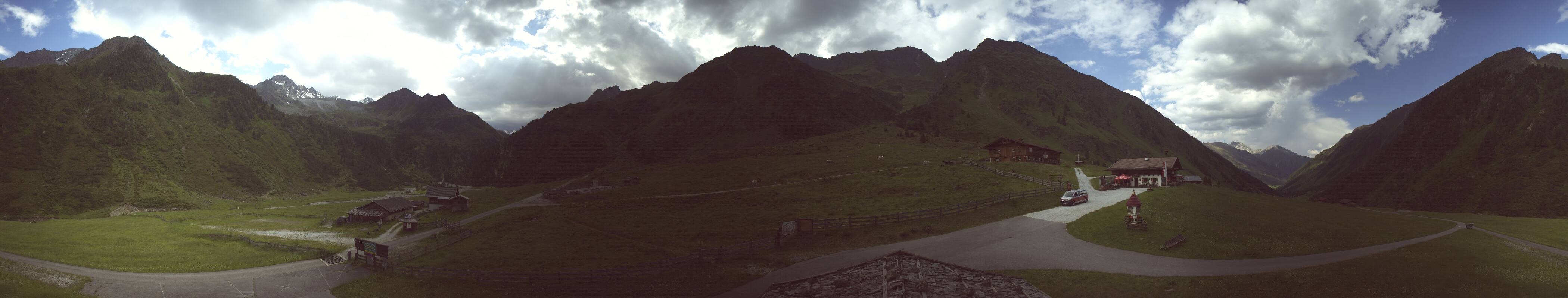 Archiv Foto Webcam Oberiss Alm im Stubaier Oberbergtal