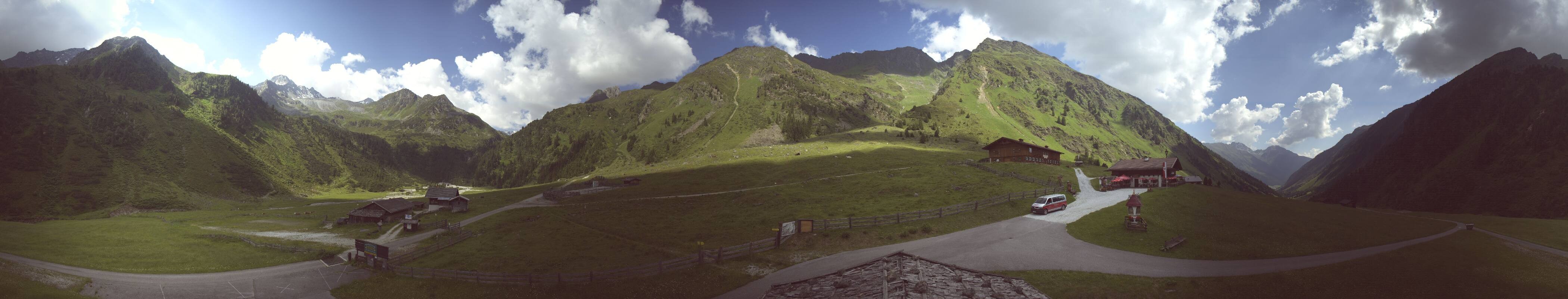 Archiv Foto Webcam Oberiss Alm im Stubaier Oberbergtal
