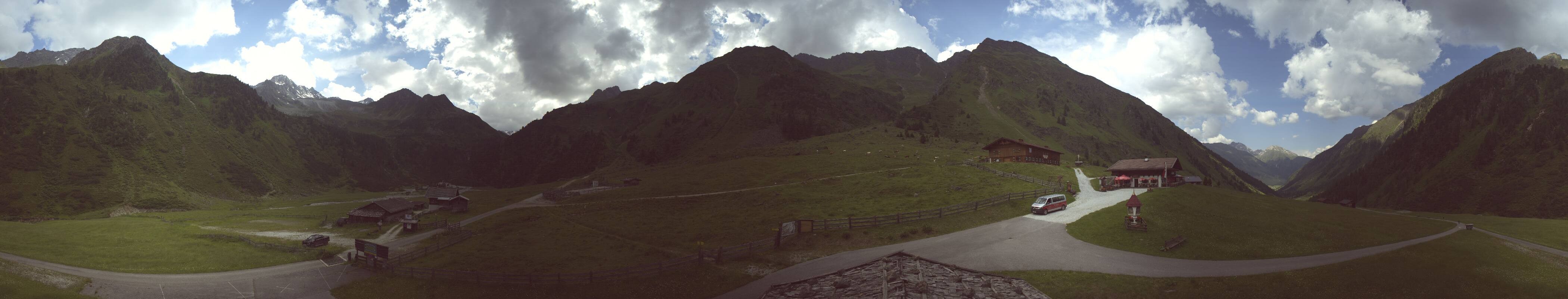 Archiv Foto Webcam Oberiss Alm im Stubaier Oberbergtal
