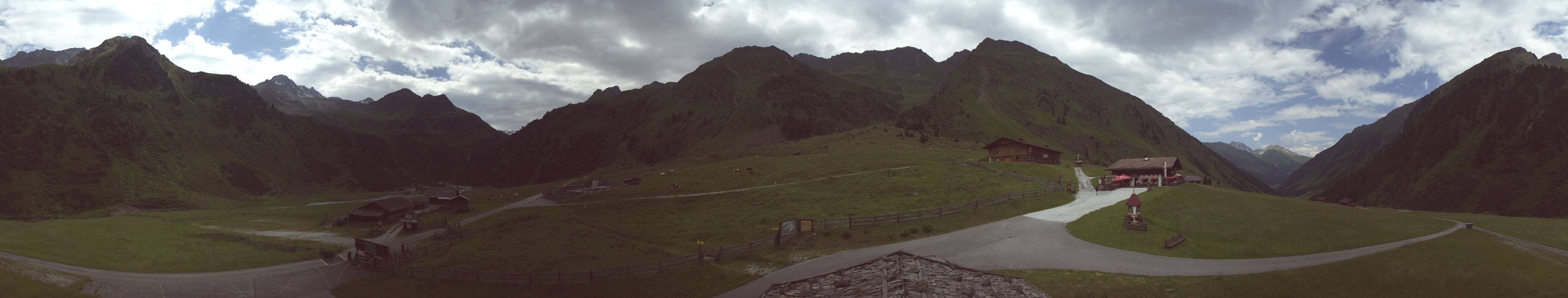 Archiv Foto Webcam Oberiss Alm im Stubaier Oberbergtal
