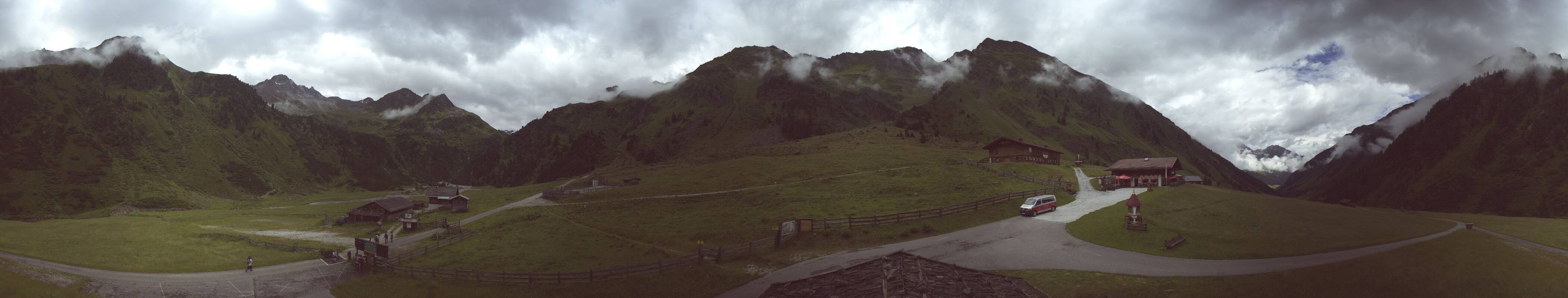 Archiv Foto Webcam Oberiss Alm im Stubaier Oberbergtal