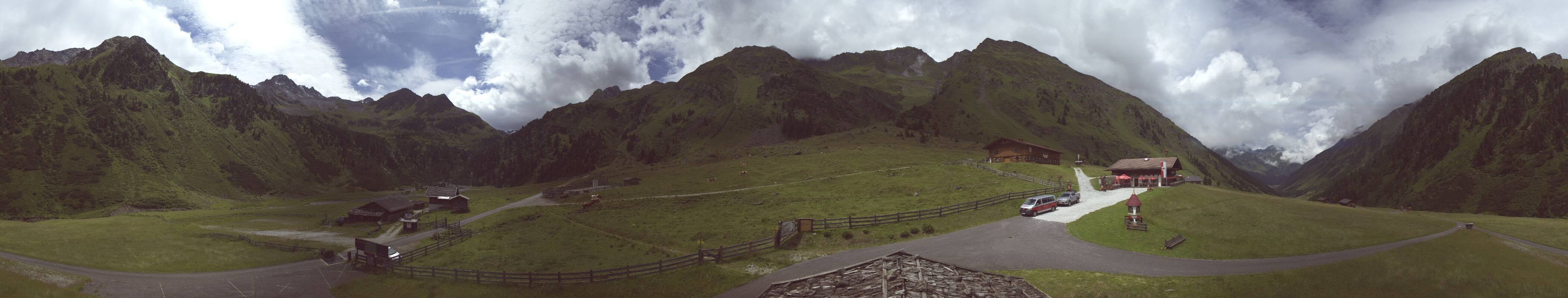 Archiv Foto Webcam Oberiss Alm im Stubaier Oberbergtal