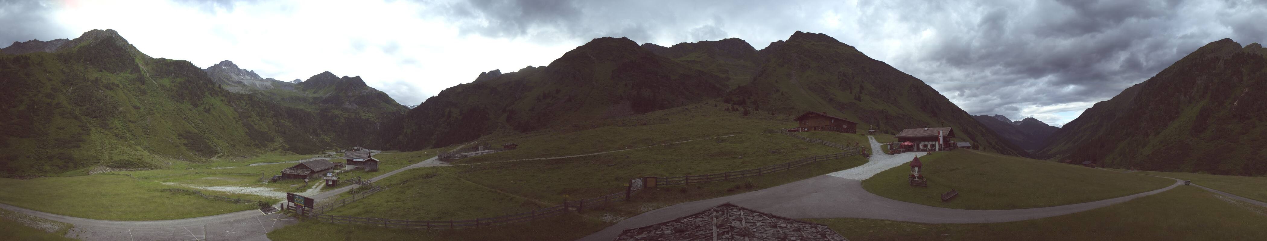 Archiv Foto Webcam Oberiss Alm im Stubaier Oberbergtal