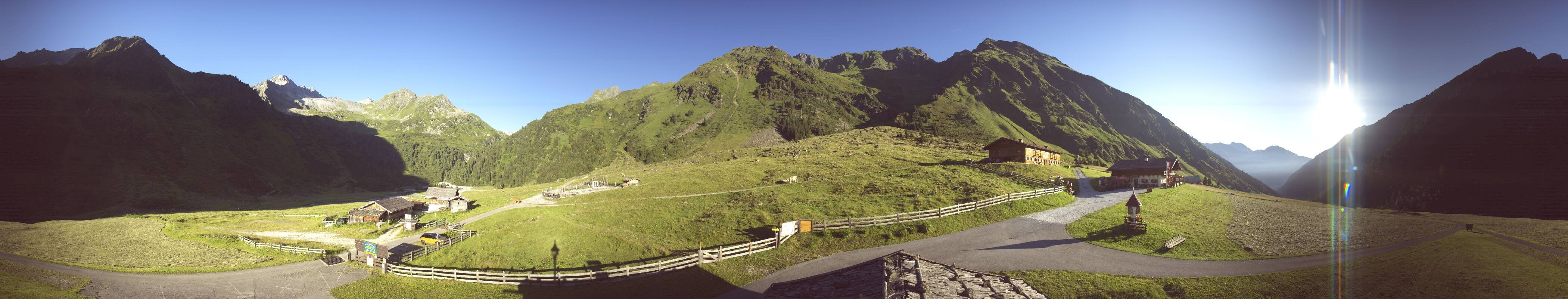 Archived image Webcam Stubai Oberberg valley - Oberiss Alm