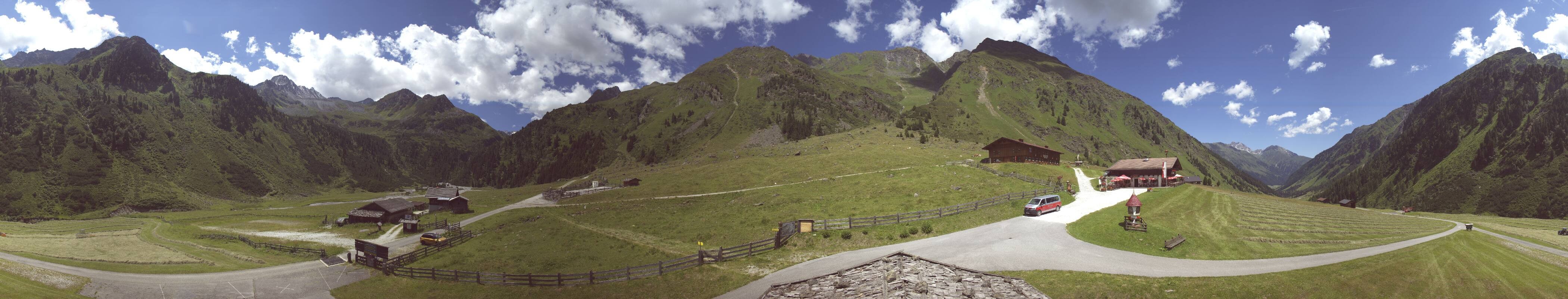 Archived image Webcam Stubai Oberberg valley - Oberiss Alm