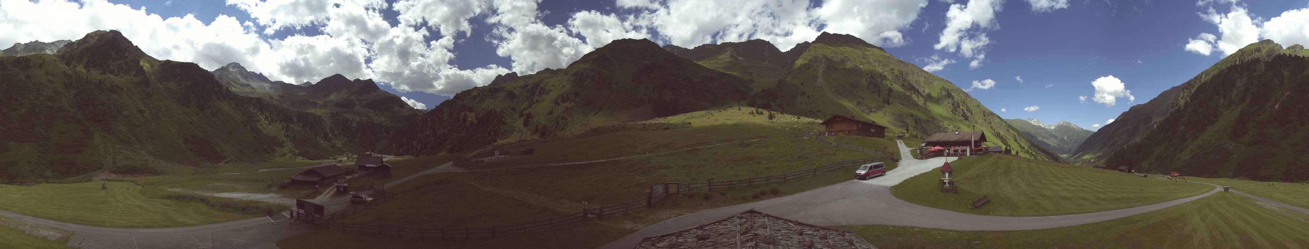 Archiv Foto Webcam Oberiss Alm im Stubaier Oberbergtal