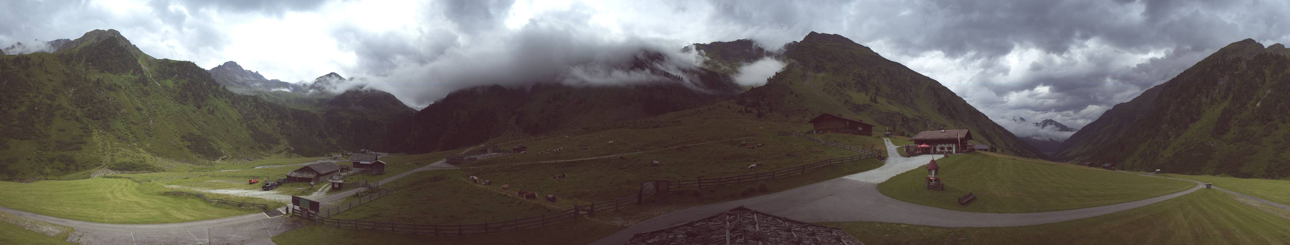 Archived image Webcam Stubai Oberberg valley - Oberiss Alm