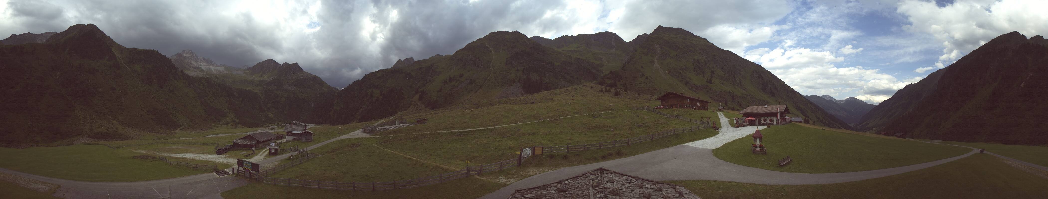 Archiv Foto Webcam Oberiss Alm im Stubaier Oberbergtal